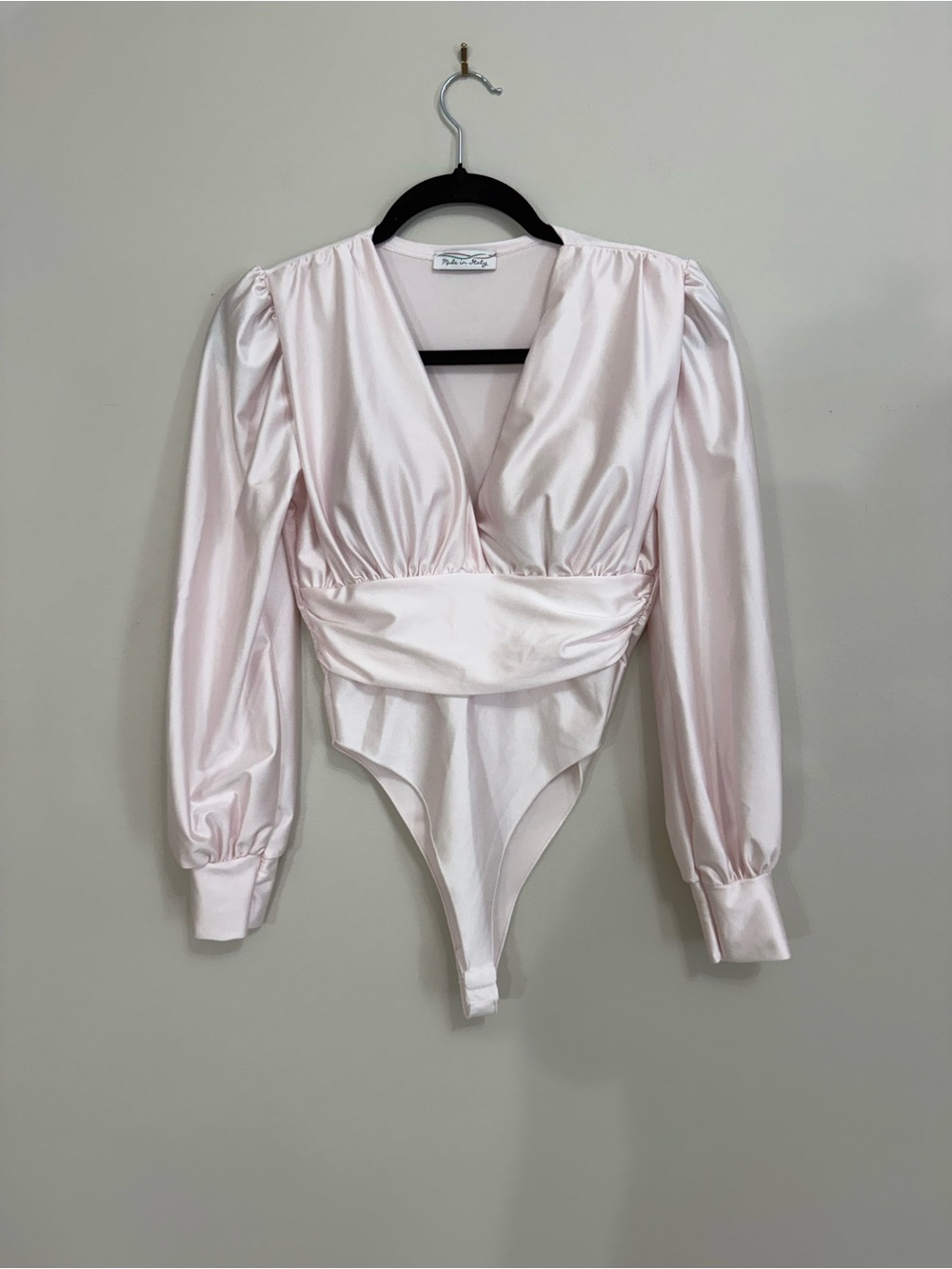Gorgeous Long-Sleeve Bodysuit in Light Pink Women’s Size Small One Piece Stretch